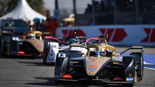 La DS-Techeetah del portoghese Antonio Felix Da Costa, stasera in pole. Getty