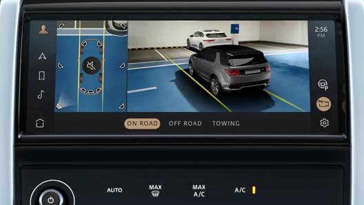 Su Discovery Sport è disponibile  la retrocamera 360° in 3D.