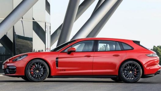 Porsche Panamera 2021