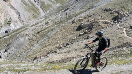 Un tratto tecnico nella prima parte del Val Müstair Enduro Tour. Masperi