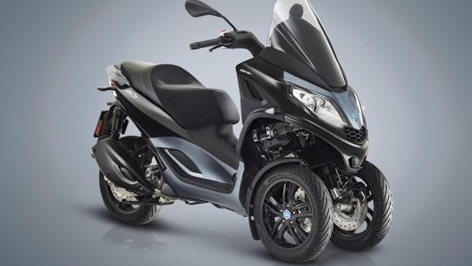 ...così come Piaggio MP3 300