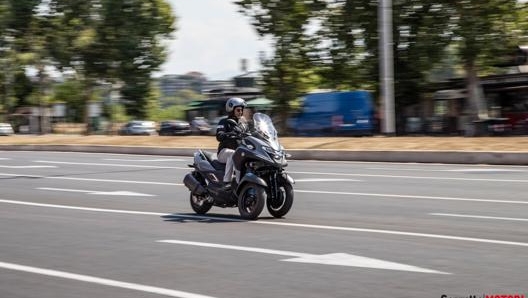 Gli scooter a tre ruote sono attualmente inibiti alla circolazione su autostrade e superstrade per un buco legislativo.