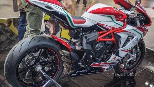 MV Agusta ha sempre dedicato particolare attenzione al sound e allo stile degli scarichi. Cecconi