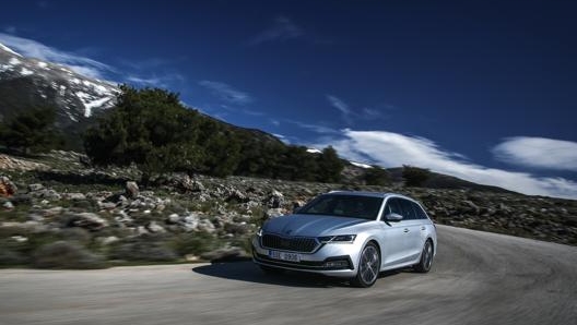 La nuova Skoda Octavia G-tech alimentata a metano.