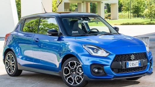 L’estetica della Suzuki Swift Sport Hybrid non cambia rispetto al model year passato