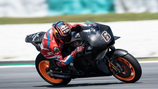 Stefan Bradl, tedesco di Augusta, ha 31 anni