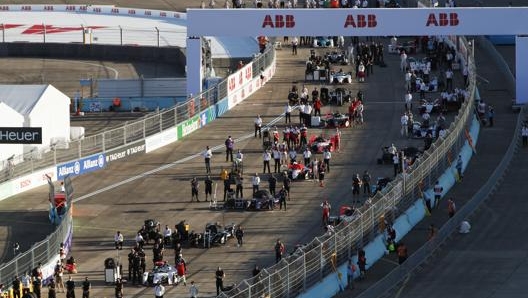 Il minuto di raccoglimento della Formula E a Berlino. Getty Images