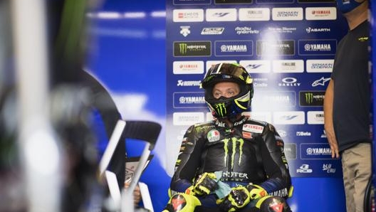 Domenica scorsa Valentino Rossi ha virato su gomme medie a pochi minuti dalla partenza della gara. Getty