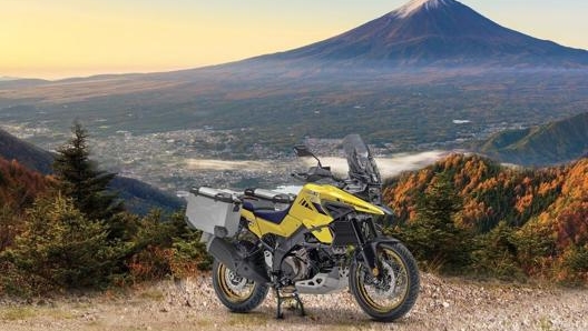 La Suzuki V-Strom 1050 XT Pro è la nuova top di gamma della famiglia V-Strom