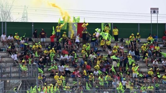 Il pubblico sugli spalti di Misano. Afp