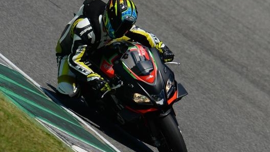 L’Aprilia Rsv4 1100 Factory non è diventata “facile”, ma sicuramente meno faticosa. E le emozioni che regala rimangono impagabili