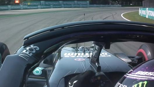 Il segnale di chiusura della pit lane che Hamilton non ha visto