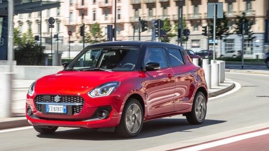 La nuova Suzuki Swift Hybrid in azione