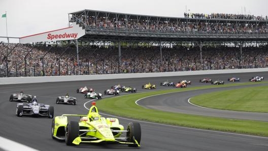 Simon Pagenaud l’anno scorso al comando a Indianapolis. AP