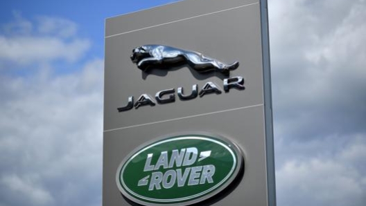 I marchi di Jaguar e Land Rover, dal 2008 inseriti nel gruppo Tata Motors. Afp