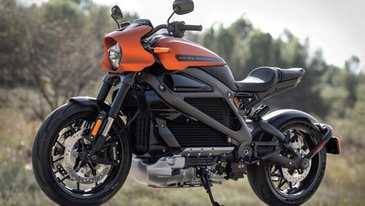 La protagonista su due ruote è l’elettrica Harley-Davidson LiveeWire