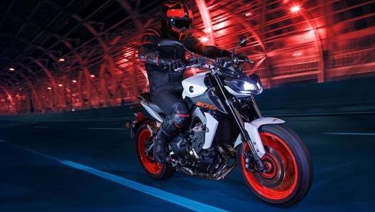 La Yamaha Mt-09 potrebbe beneficiare di un aumento di cilindrata e potenza