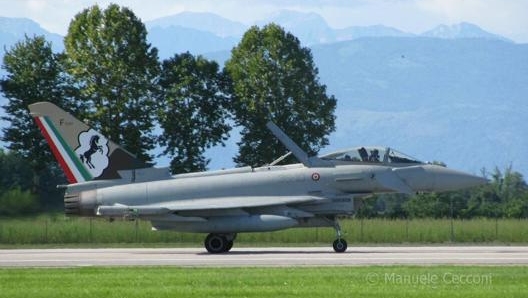 Un Eurofighter del 36° Stormo: sul piano di coda spicca il Cavallino Rampante. Cecconi