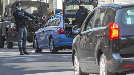 Ripasso alle norme: il limite di passeggeri consentito su un’auto è indicato sulla carta di circolazione alla voce S.1