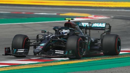 Valtteri Bottas in azione con la Mercedes. Afp