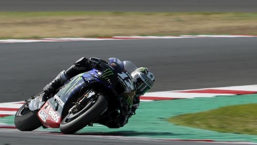 Gran gara di Vinales, che gestisce e poi approfitta della caduta di Bagnaia per vincere il GP. Ap