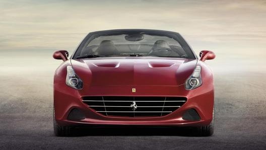 Una Ferrari California in perfette condizioni. Il modello è stato sostituito nel 2017 dalla Ferrari Portofino