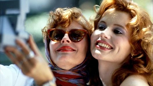 Susan Sarandon (Louise) e Geena Davis (Thelma)