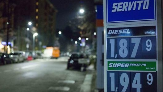 In Italia il calo del consumo dei carburanti  è pari al 18,9% nei primi nove mesi del 2020. LaPresse