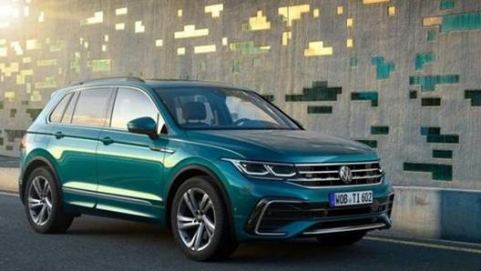 La Volkswagen Tiguan è il modello più venduto del segmento D con 12.563 unità