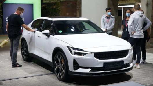 La Polestar 2 è in vendita in Europa, Stati Uniti e Cina