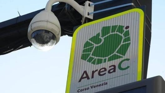 Uno dei varchi di accesso dell’Area C