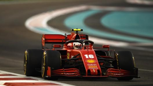 La SF21 sarà fortemente legata alla SF1000. In foto Charles Leclerc al GP di Abu Dhabi. Getty