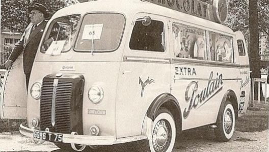 Il primo vincitore del Concours de la Pubblicit qui roule nel 1951: un D3 trasformato da Chocolat Poulain