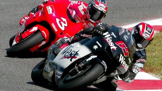 Biaggi e Capirossi con le NSR nel 2002. Ap