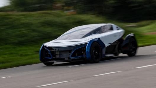 L’Slrv sulle strade della Germania. Epa