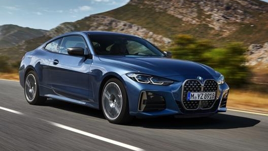 Bmw Serie 4, il doppio rene tra sport e tradizione