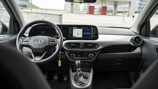 Gli interni moderni della nuova Hyundai i10