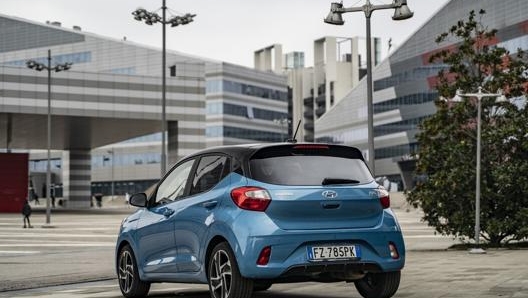 Design accattivante con un tocco di italianità per la nuova Hyundai i10