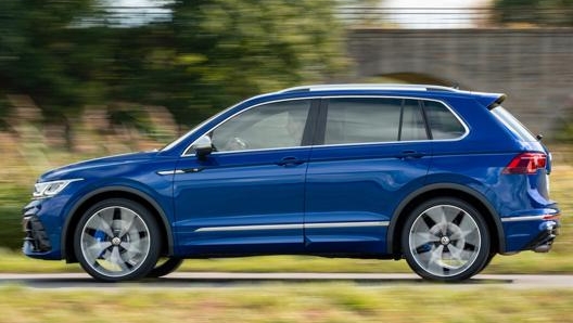 Volkswagen Tiguan misura 4,51 metri in lunghezza e 1,86 in larghezza