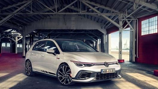 La Volkswagen Golf GTI ClubSport scatta da 0 a 100 km/h in meno di 6 secondi