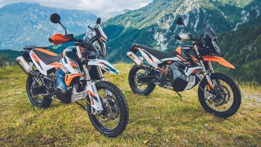 Gemelle diverse (non troppo) le Ktm 890 Adventure R e R Rally