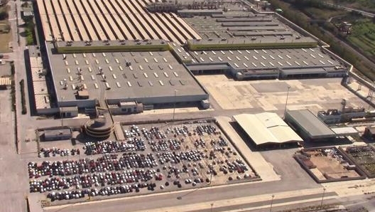 Una veduta panoramica del sito produttivo di Termini Imerese. Foto Ansa