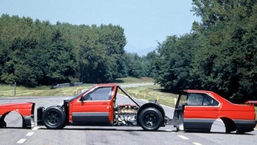 Il cuore da Formula 1 sotto il vestito della Alfa Romeo 164