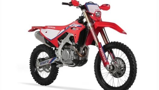 La Crf 400 Rx  la sorella minore della quattroemezzo da cui deriva