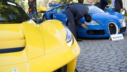 Un’asta di auto supersportive. Epa