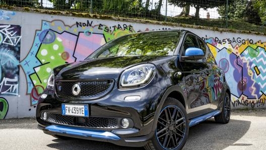 La Smart EQ forfour, come dice il nome stesso, può ospitare quattro persone