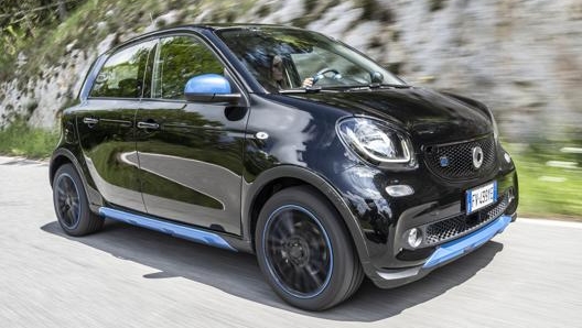 La Smart EQ forfour è lunga 350 cm