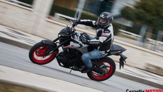 Yamaha lancia MT-03, nuda giunta alla sua seconda generazione che si rinnova completamente a quattro anni dal suo lancio sul mercato