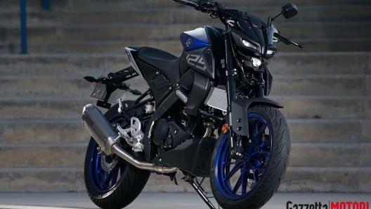 Con il model year 2020 la MT-125 si fa pi aggressiva ed affilata in un design maturo e muscoloso, nonch pi tecnologica grazie alla nuova fasatura variabile del motore