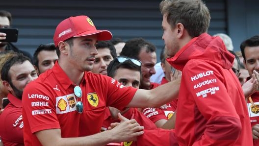 Charles Leclerc e Sebastian Vettel. Ansa